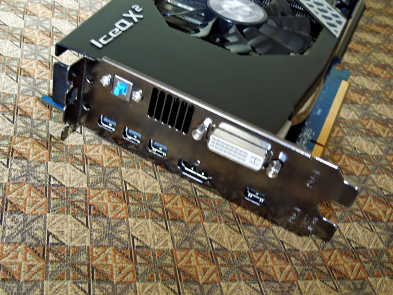 [08/06/2012] HIS zeigt die Radeon HD 7970 X-Elements plus die HD 7970 X2 (3)