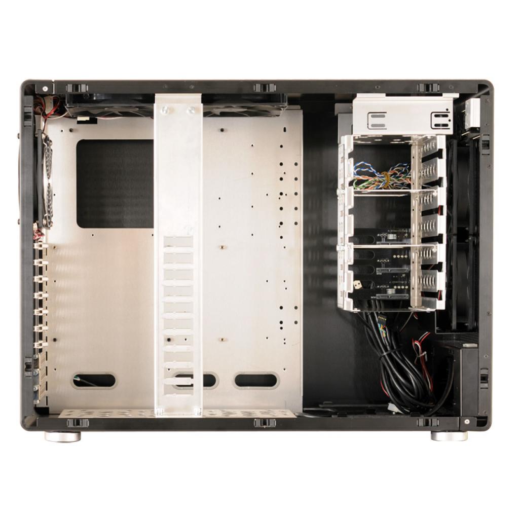 [25/06/2012] Lian Li kündigt edles Aluminium-Gehäuse PC-V750 an (5)
