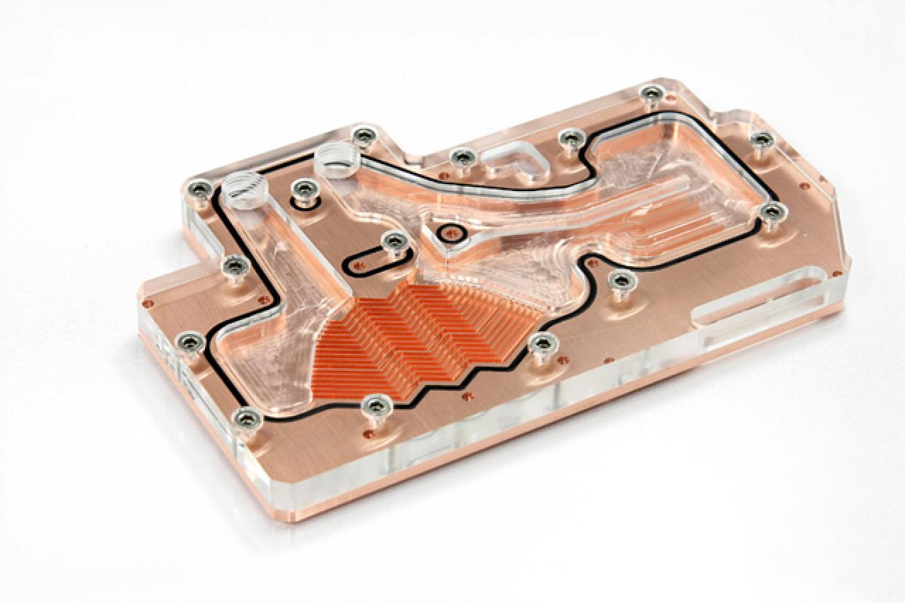 [26/06/2012] Liquid Extasy präsentiert Kühlblock für GTX 680-Referenzdesign (4)