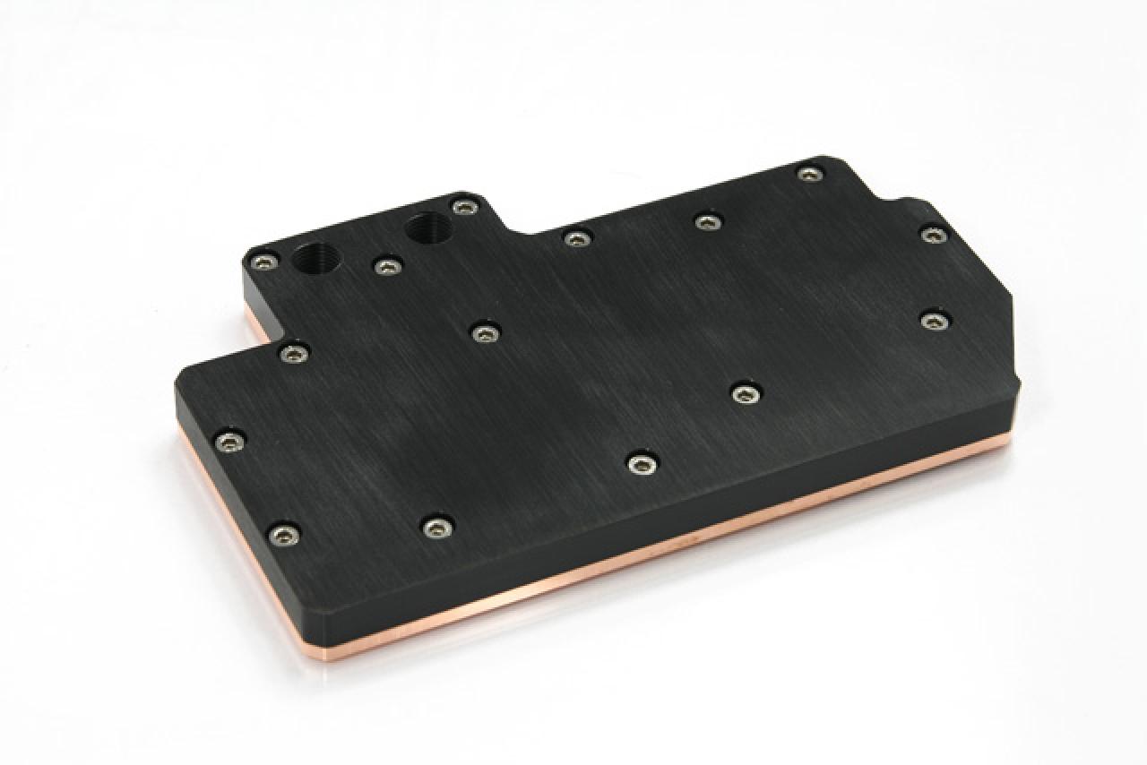 [26/06/2012] Liquid Extasy präsentiert Kühlblock für GTX 680-Referenzdesign (3)