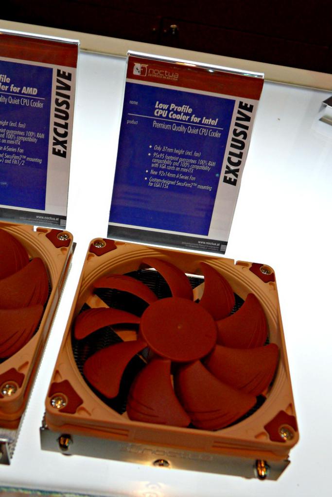 [05/06/2012] Noctua: CPU-Kühler-Prototypen vom HTPC-Winzling bis zum 140-mm-Doppelturm abgelichtet - plus neue Lüfter (6)