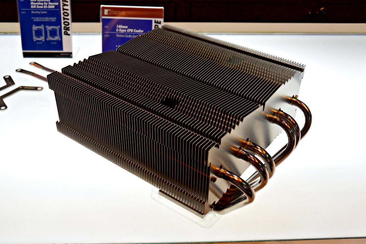 [05/06/2012] Noctua: CPU-Kühler-Prototypen vom HTPC-Winzling bis zum 140-mm-Doppelturm abgelichtet - plus neue Lüfter (17)