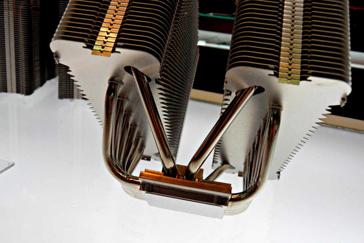 [05/06/2012] Noctua: CPU-Kühler-Prototypen vom HTPC-Winzling bis zum 140-mm-Doppelturm abgelichtet - plus neue Lüfter (24)