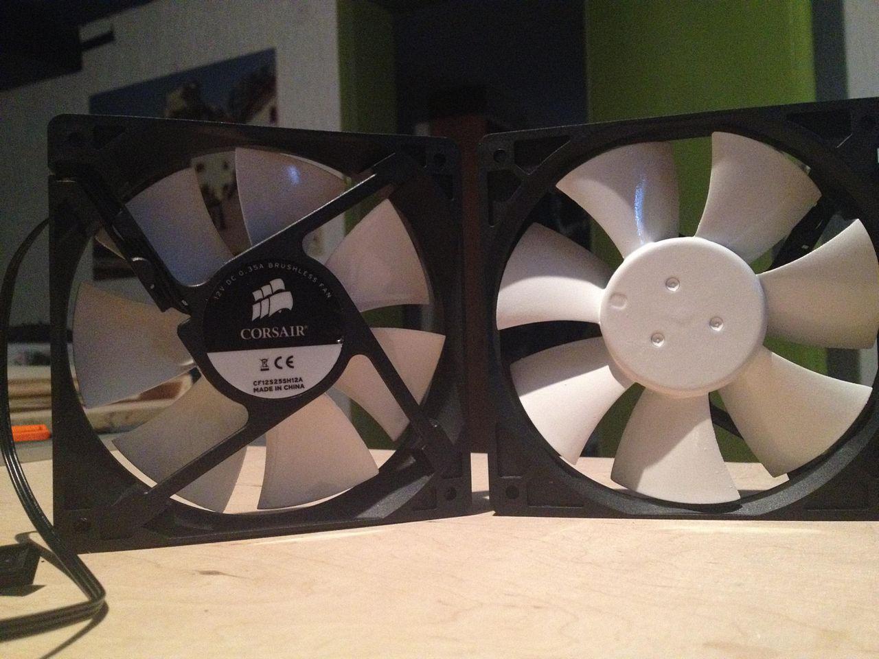 [05/06/2012] Update: Hardware lackiert und mit bunter Beleuchtung (33)