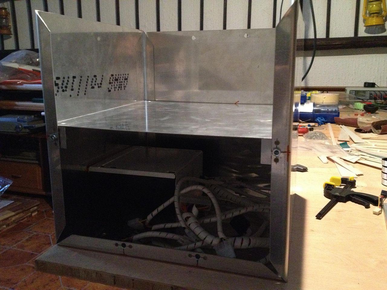 [05/06/2012] Update: Hardware lackiert und mit bunter Beleuchtung (45)