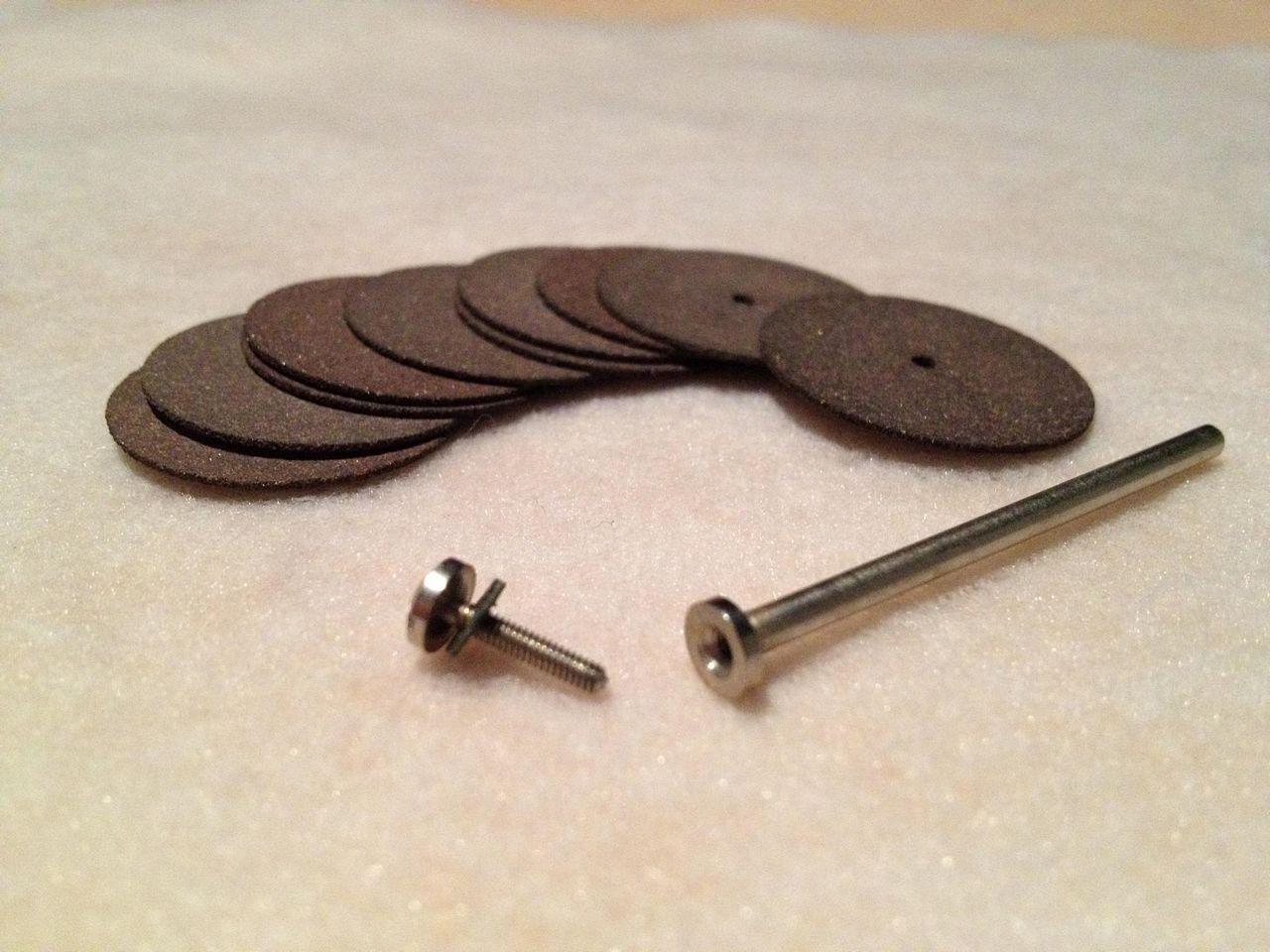 [05/06/2012] Update: Hardware lackiert und mit bunter Beleuchtung (64)