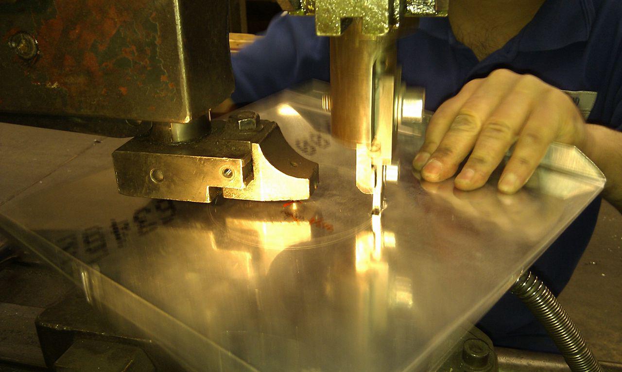 [05/06/2012] Update: Hardware lackiert und mit bunter Beleuchtung (97)