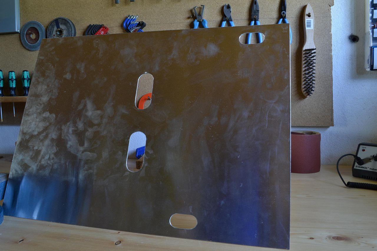 [26/06/2012] Casemod: Corsair Obsidian 800D bekommt Alu-Innenraum (3)