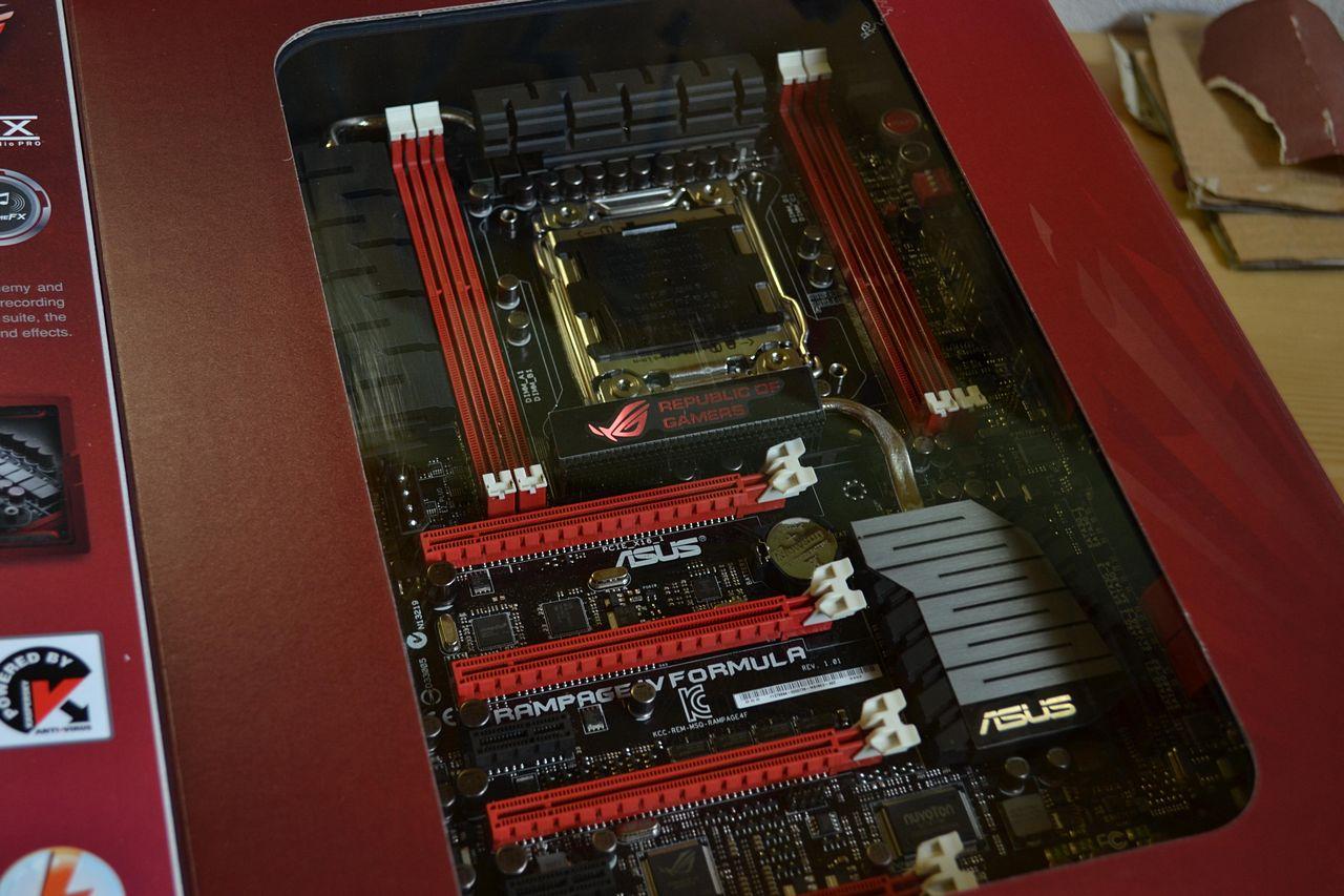 [26/06/2012] Casemod: Corsair Obsidian 800D bekommt Alu-Innenraum (35)