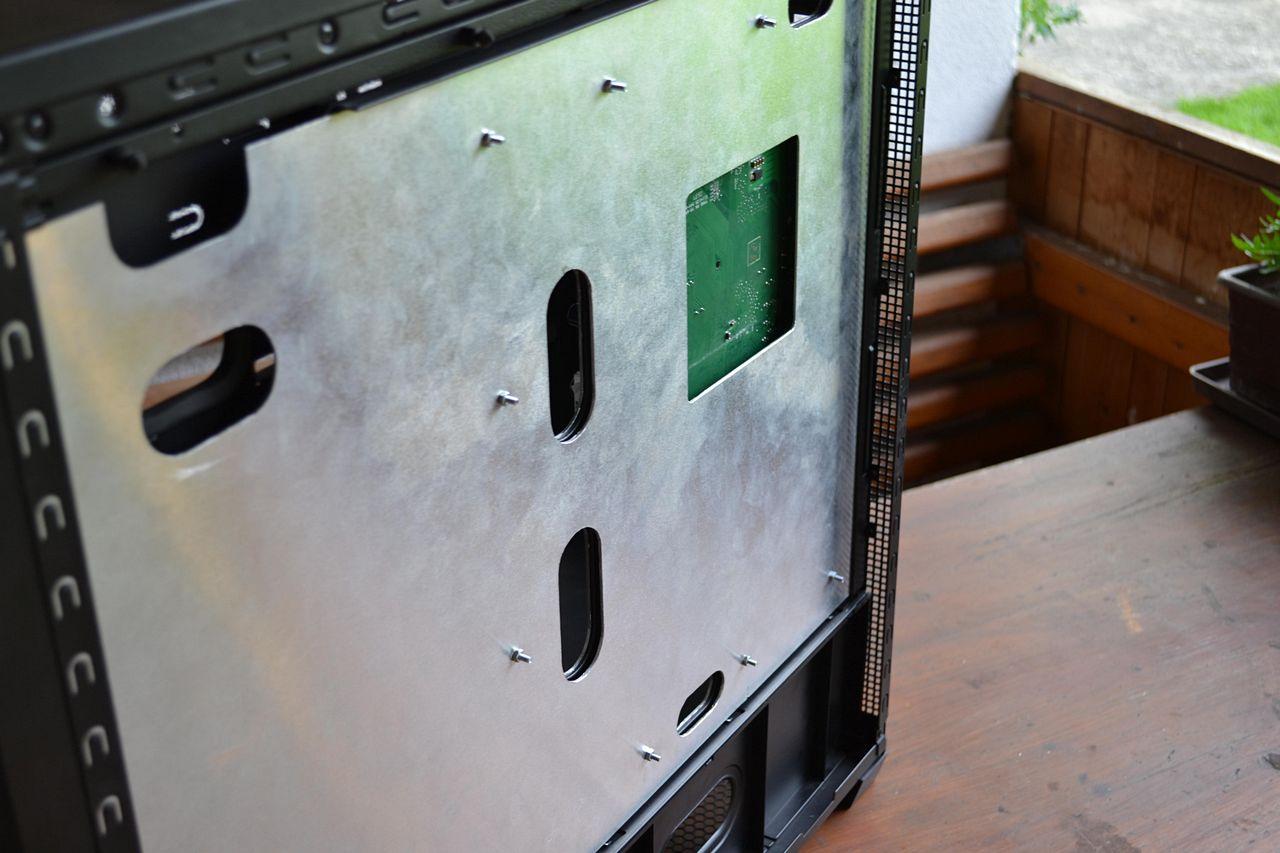 [26/06/2012] Casemod: Corsair Obsidian 800D bekommt Alu-Innenraum (38)