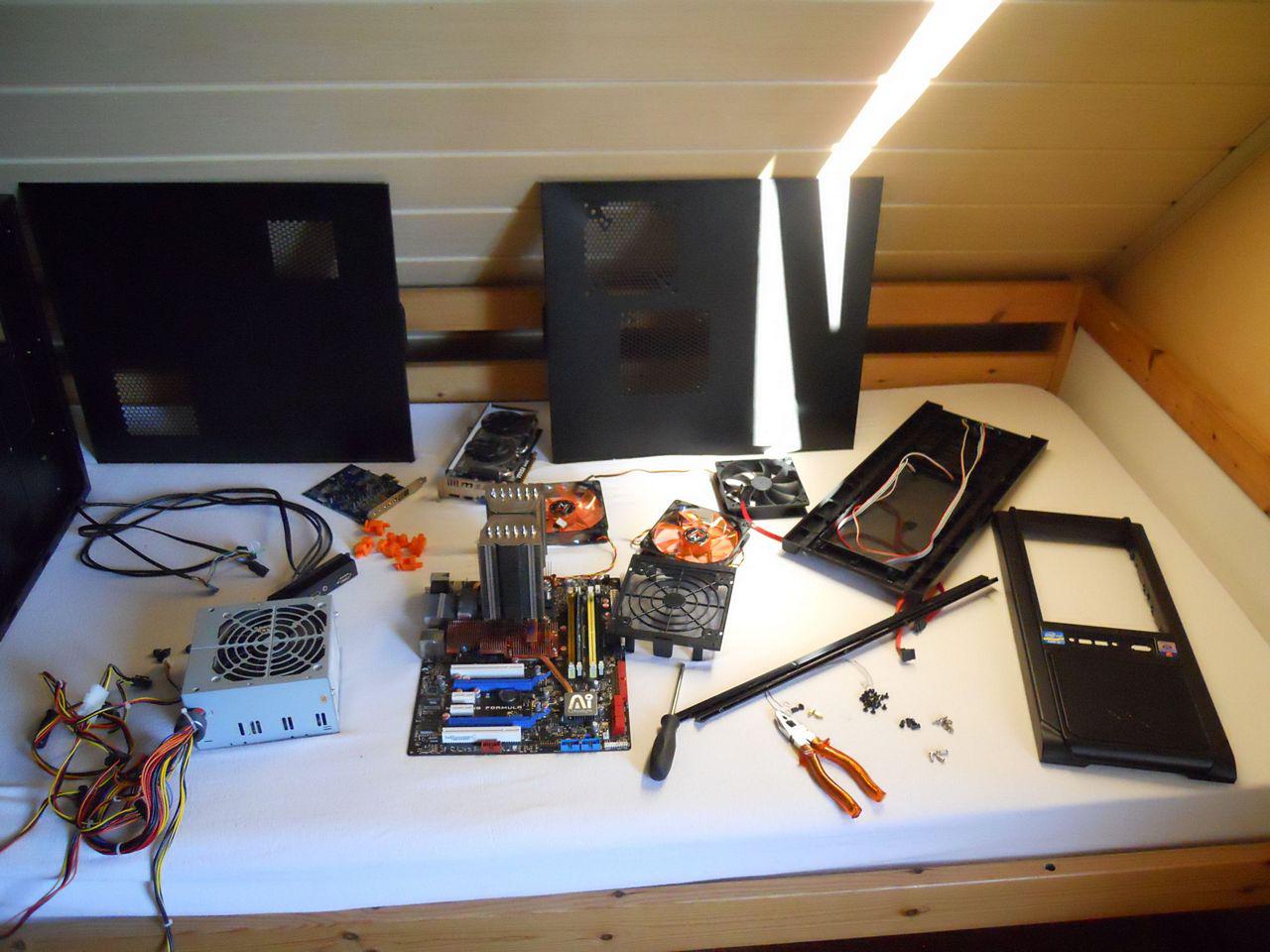 [25/06/2012] Einmal in Grün, bitte! Casemodder verpasst Xigmatek Midgard einen neuen Anstrich (6)