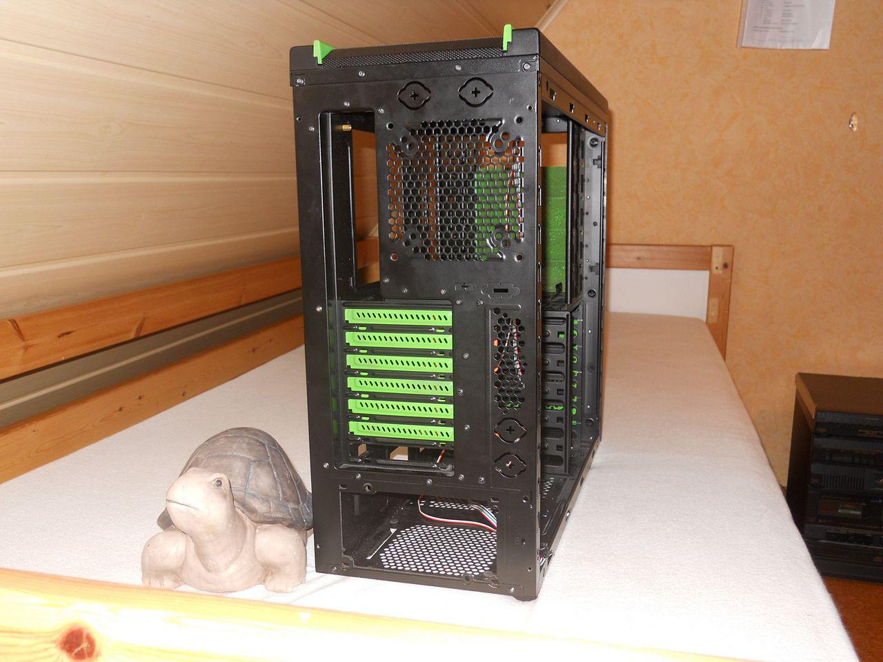 [25/06/2012] Einmal in Grün, bitte! Casemodder verpasst Xigmatek Midgard einen neuen Anstrich (20)