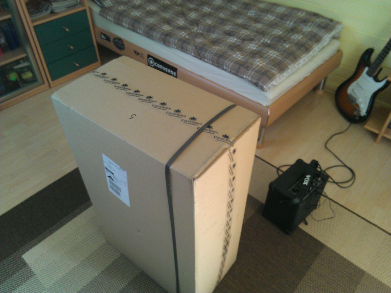 [13/06/2012] Casemod: Gurkensalat erschafft strahlende Finsternis - Knall inklusive (2)