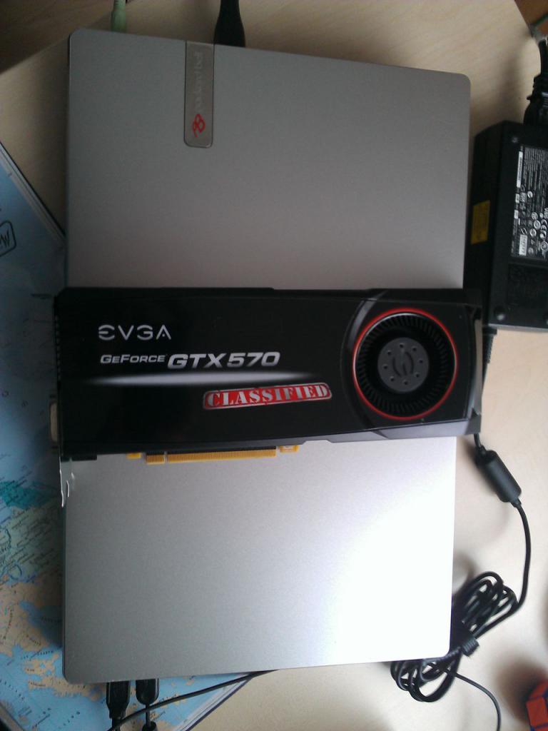 [13/06/2012] Casemod: Gurkensalat erschafft strahlende Finsternis - Knall inklusive (42)
