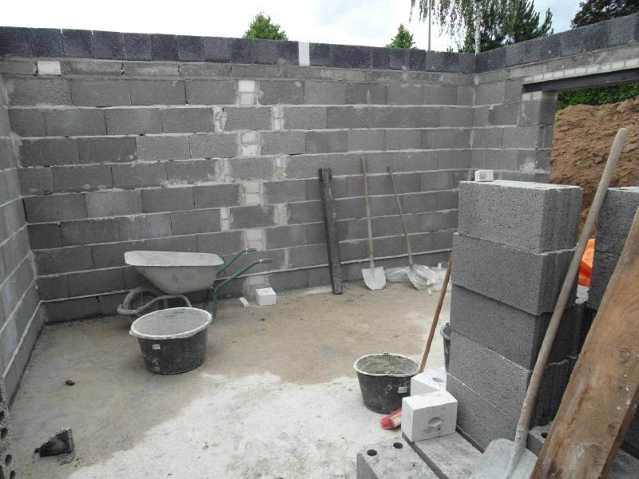 [29/06/2012] Update vom 30.06.: jetzt auch mit Hausanbau-Baustelle (6)