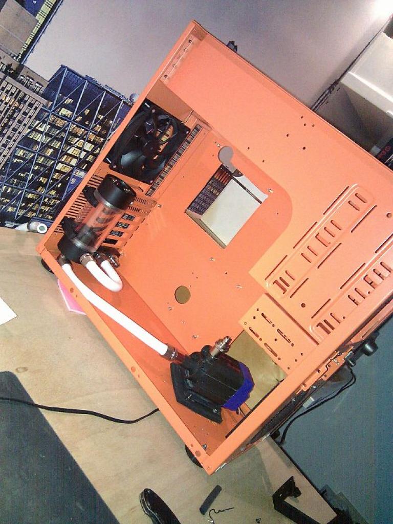 [05/06/2012] Update: Foto-Session bei 30 °C, Xbox-360-Casemod und Lüfter-Overkill (25)