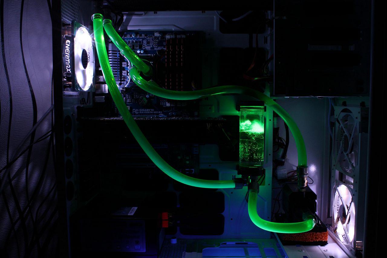 [22/06/2012] Update vom 24.06.: Kühles Nass für die Xbox, Kupferrohre, prächtiger Spiegelglanz und mehr (41)