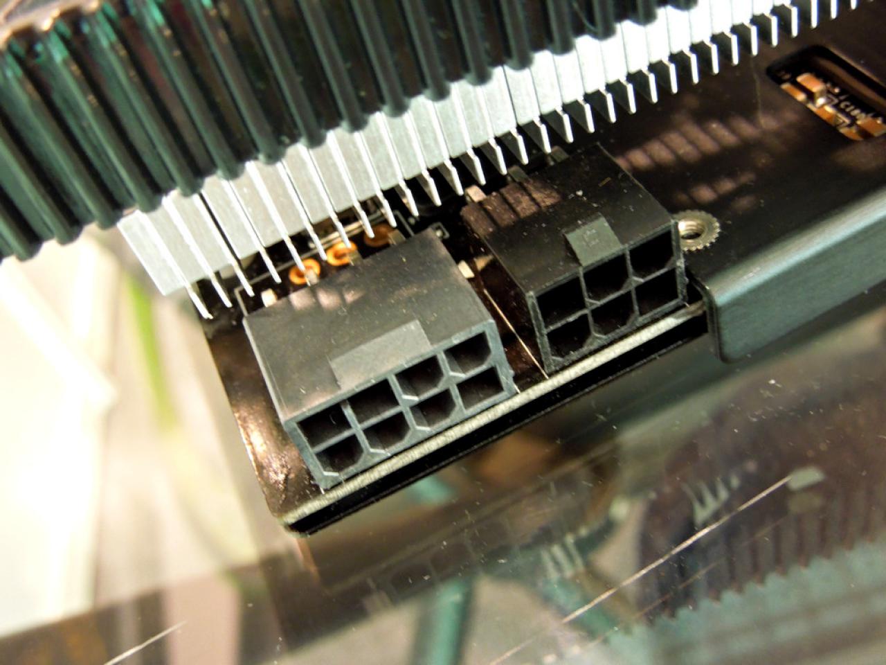 [07/06/2012] Point of View und TGT: Geforce GTX 680 Ultra Charged abgelichtet (4)
