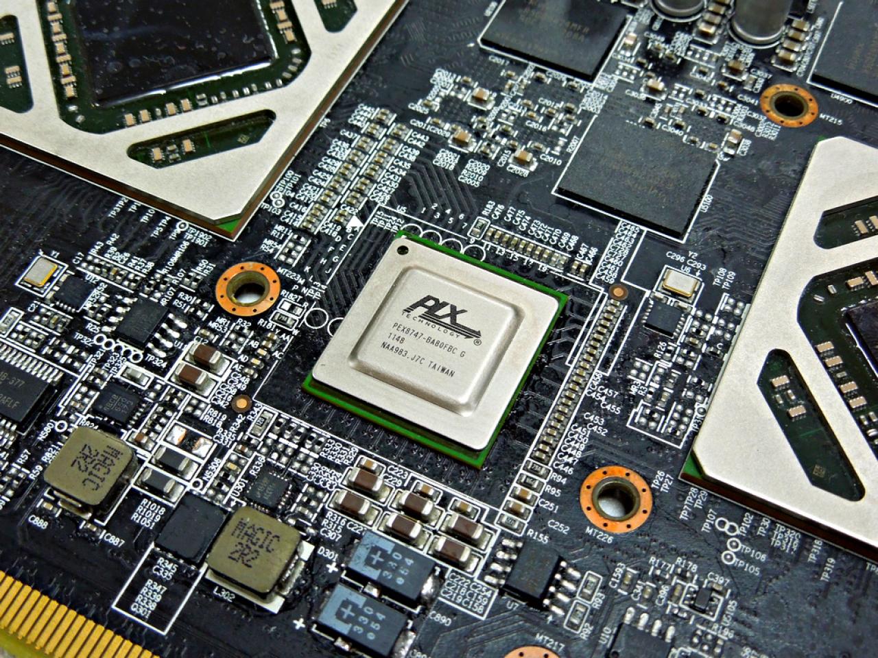[05/06/2012] Im Test bei PC Games Hardware: Powercolor Radeon HD 7990 Devil 13 (26)