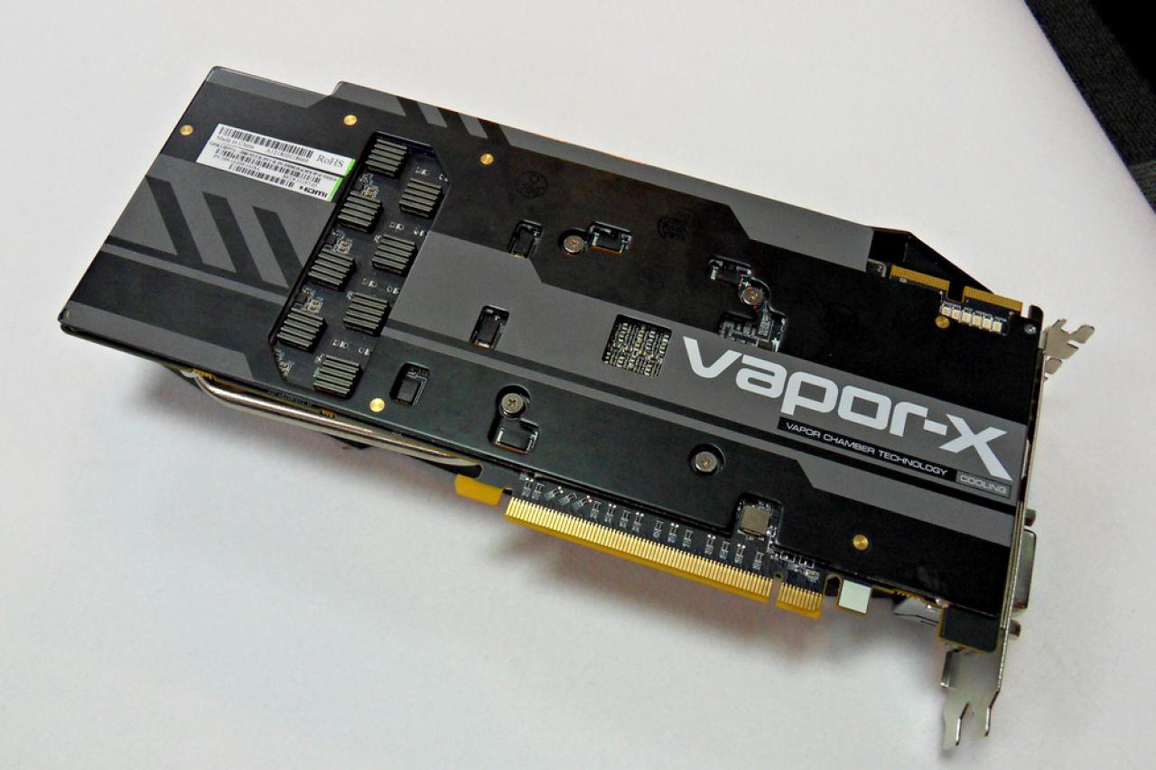 [06/06/2012] Sapphire zeigt Vapor-X-CPU-Kühler, die Radeon HD 7970 Vapor-X, die HD 7870 Flex, eine passive Radeon HD HD 7770 sowie FM2- und Brazos-Boards (46)