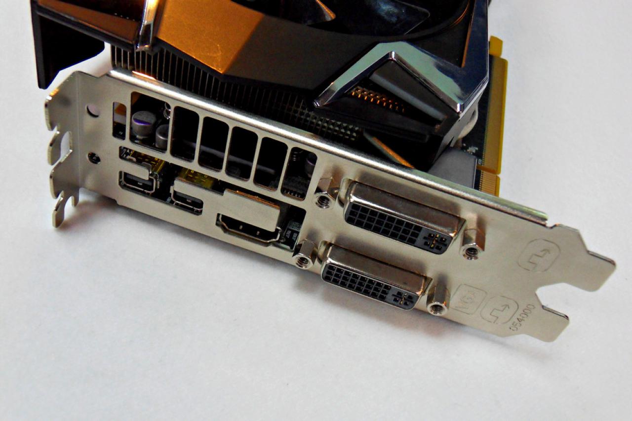 [06/06/2012] Sapphire zeigt Vapor-X-CPU-Kühler, die Radeon HD 7970 Vapor-X, die HD 7870 Flex, eine passive Radeon HD HD 7770 sowie FM2- und Brazos-Boards (49)