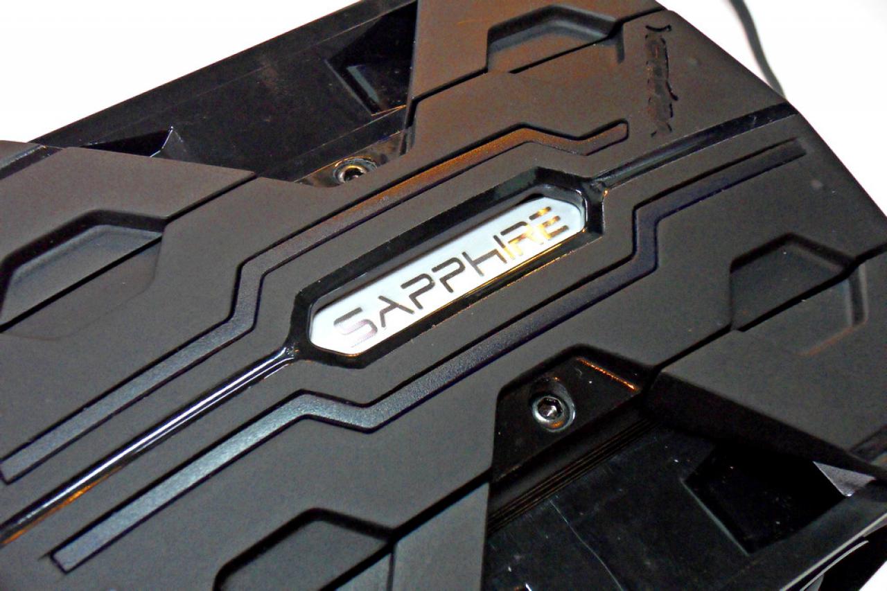 [06/06/2012] Sapphire zeigt Vapor-X-CPU-Kühler, die Radeon HD 7970 Vapor-X, die HD 7870 Flex, eine passive Radeon HD HD 7770 sowie FM2- und Brazos-Boards (26)