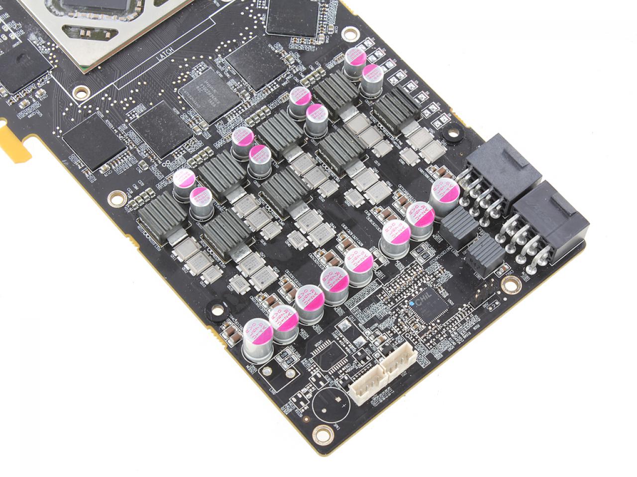 [29/06/2012] Sapphire Radeon HD 7970 Toxic mit 6 GiByte VRAM detailliert abgelichtet (4)