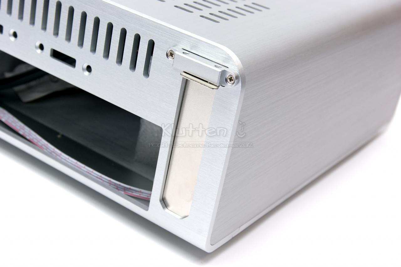 [28/06/2012] PCGHX Extreme: Streacom FC8 - lautloses Mini-ITX-Edelgehäuse im Review (12)