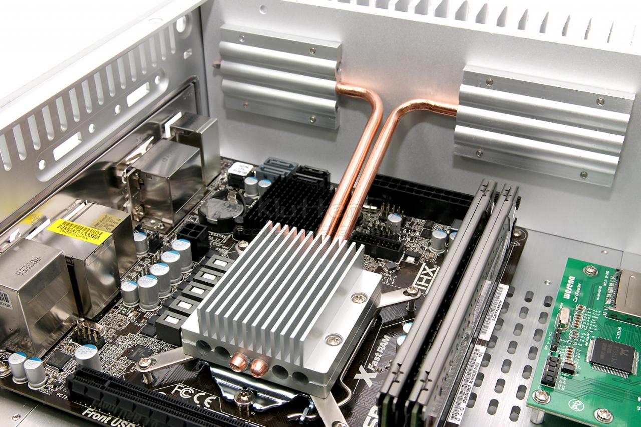 [28/06/2012] PCGHX Extreme: Streacom FC8 - lautloses Mini-ITX-Edelgehäuse im Review (28)