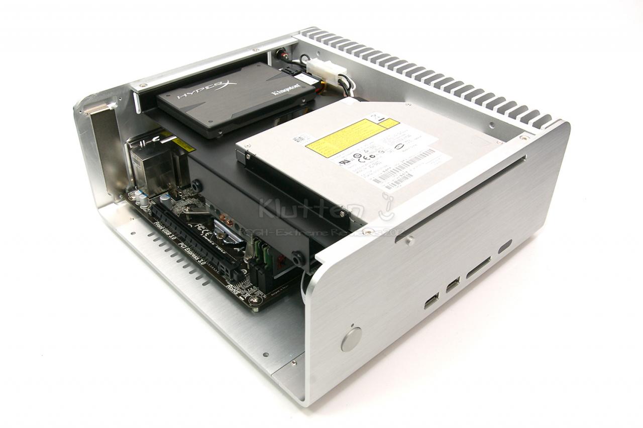 [28/06/2012] PCGHX Extreme: Streacom FC8 - lautloses Mini-ITX-Edelgehäuse im Review (30)