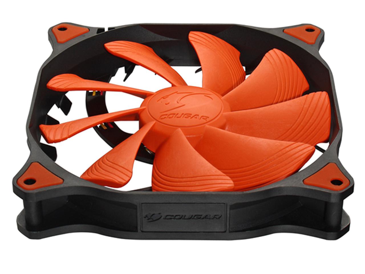 [01/06/2012] Computex 2012: Cougar präsentiert Challanger-Gehäuse und Platinum PTX-Netzteil (1)
