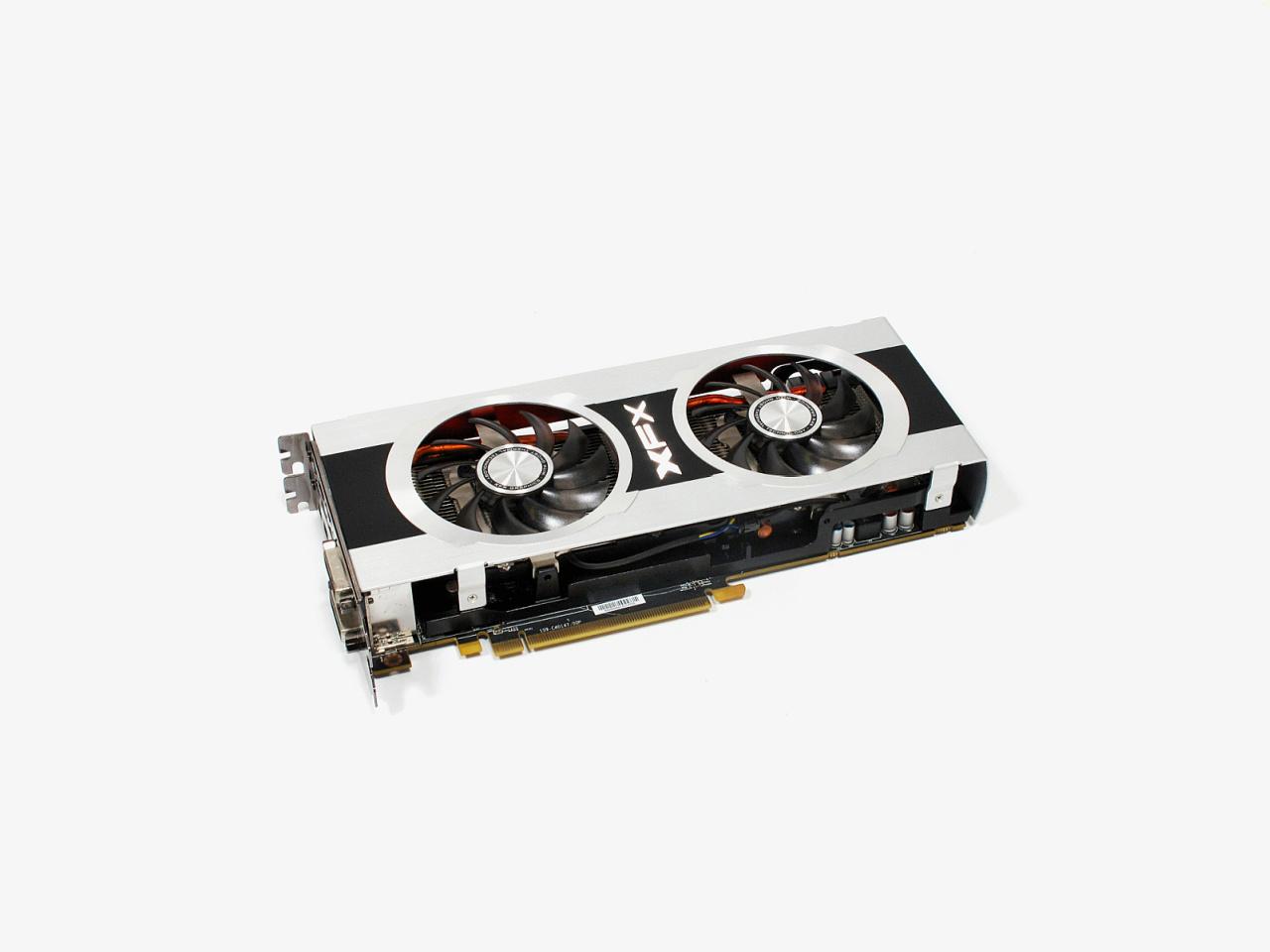 [29/06/2012] XFX R7850 Black Edition Double Dissipation: Die kleine und ebenfalls kaum hörbare Schwester der R7870 BE DD - Test in der PCGH 08/2012