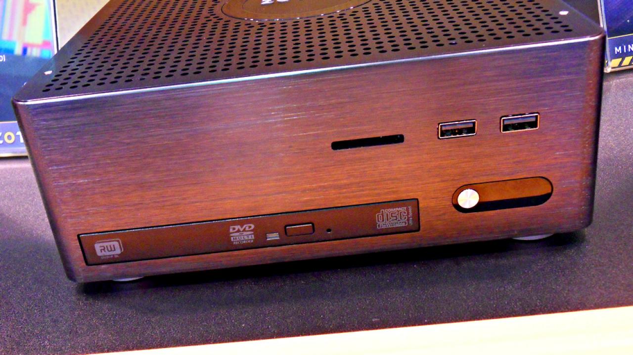 [05/06/2012] Zotac zeigt seine Geforce GT 640 auf Kepler-Basis plus einen Trinity-HTPC (11)