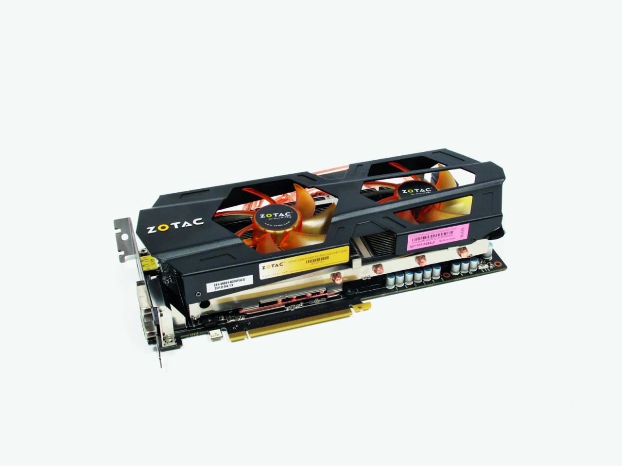 [01/06/2012] Zotac Geforce GTX 670 AMP: Die schnellste Geforce GTX 670 auf dem Markt, aber wie die große Schwester im Leerlauf unnötig laut - Test in der PCGH 08/2012