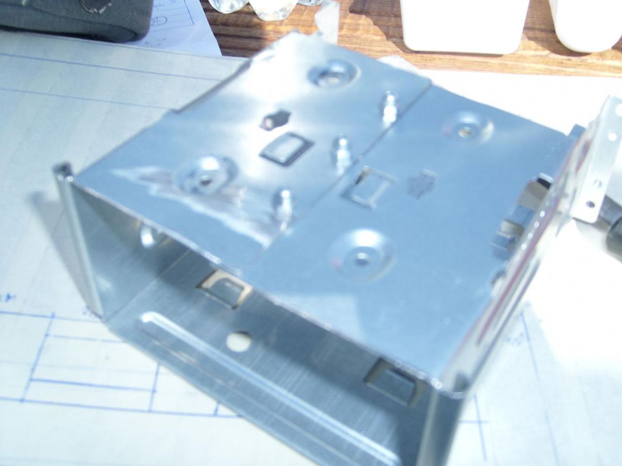 [01/06/2012] X-Plorer-Casemod: Gehäuse bekommt Rundumerneuerung inlusive Band-Artwork (29)