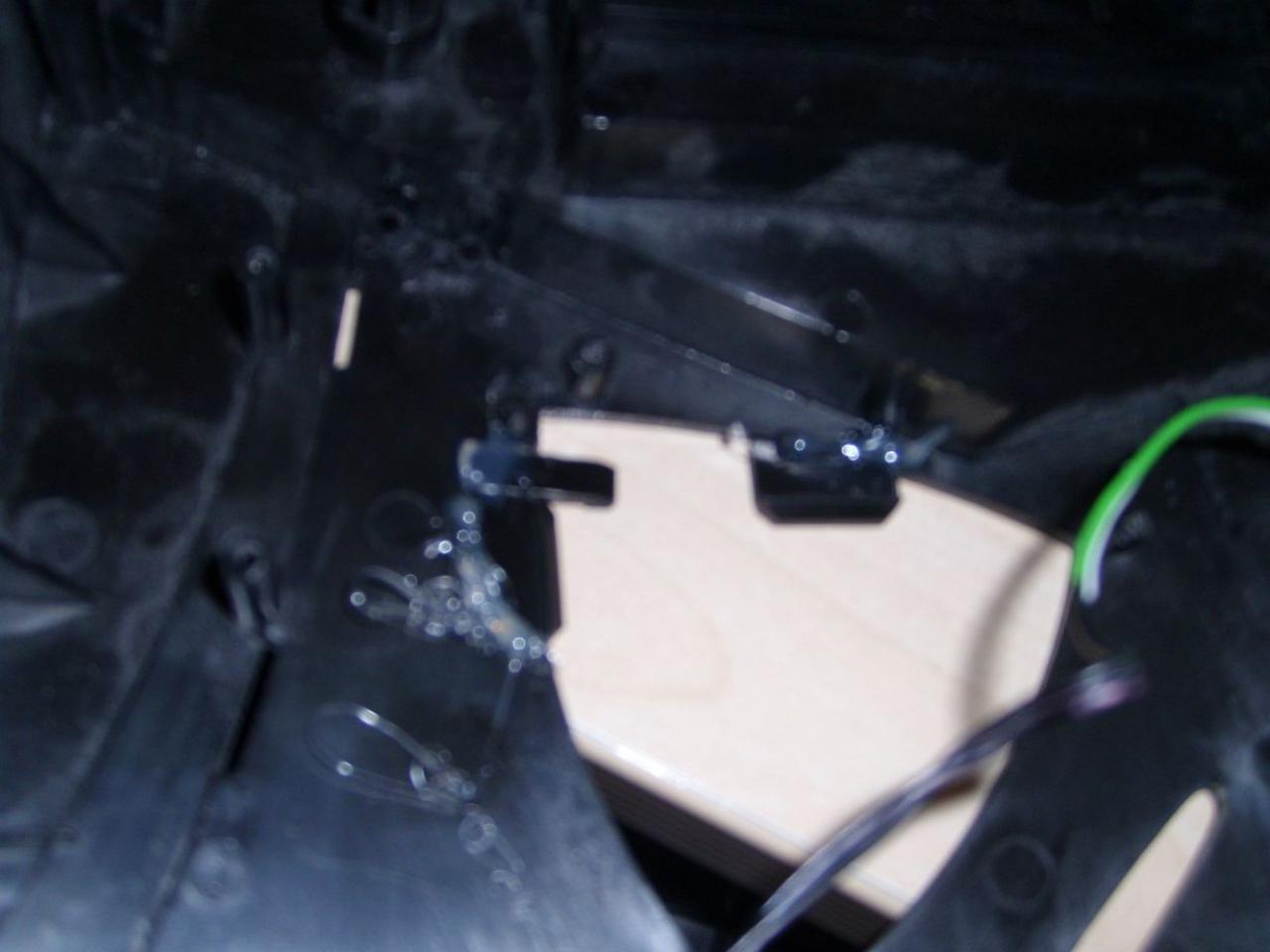 [01/06/2012] X-Plorer-Casemod: Gehäuse bekommt Rundumerneuerung inlusive Band-Artwork (34)