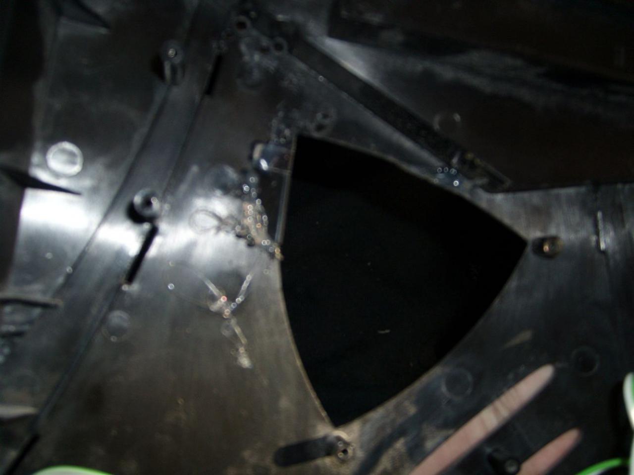 [01/06/2012] X-Plorer-Casemod: Gehäuse bekommt Rundumerneuerung inlusive Band-Artwork (36)