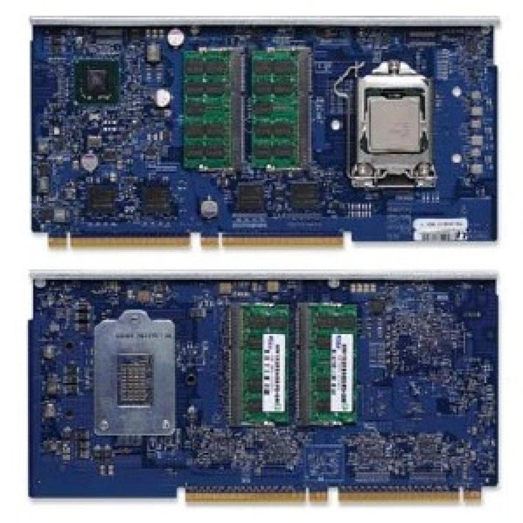 [08/06/2012] Sieht aus wie ein Sockel 1155, ist ein Sockel 1155 - und wird von AMD verkauft und beworben: Eines von 64 Modulen mit CPU, Chipsatz, RAM und mehren Spezialchips zur Vernetzung, die den AMD Seamicro SM10000-XE Server bilden.