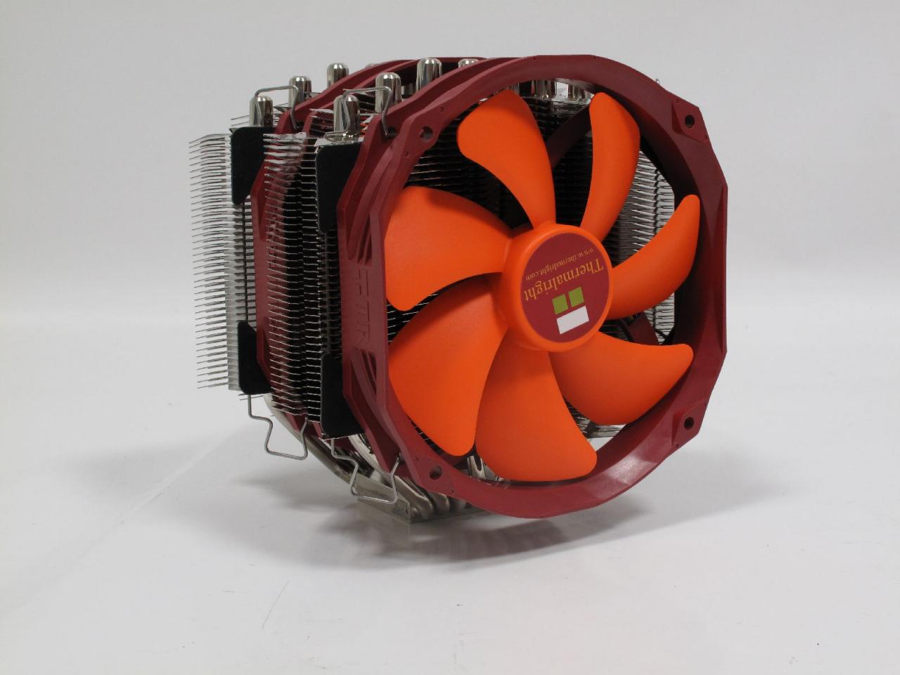 [12/06/2012] Thermalright Silver Arrow SB-E Extreme - High-End-Lüftkühlung für Overclocker