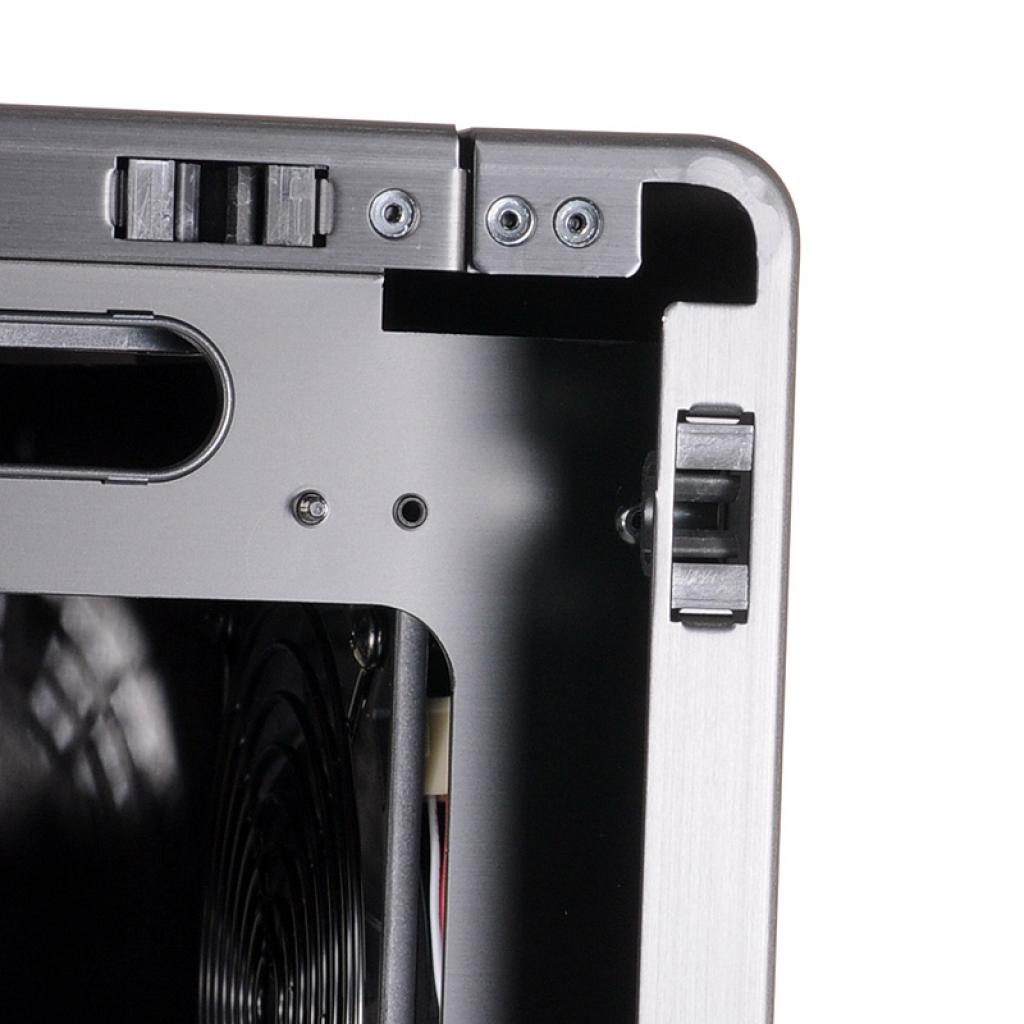 [25/06/2012] Lian Li kündigt edles Aluminium-Gehäuse PC-V750 an (12)
