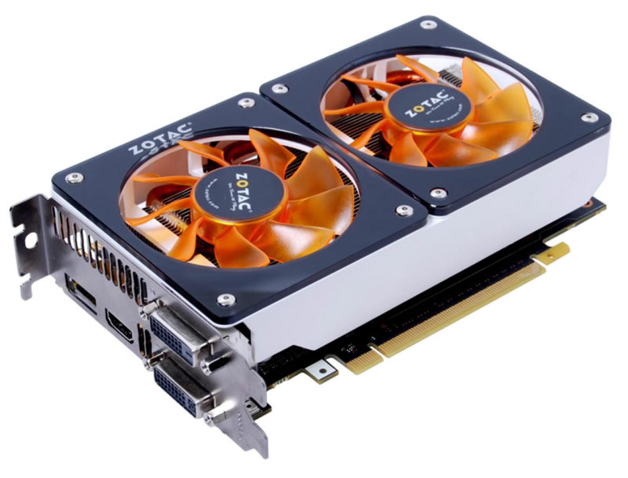 [14/06/2012] Die Zotac Geforce GTX 670 TwinCooler ist rund sechs Zentimeter kürzer sein wird als das Referenzmodell. Der neue Kühler besteht aus einem Aluminium-Kühlkörper und zwei 80-Millimeter-Lüftern und ist nur noch so lang wie die Platine selbst. Trotzdem hat Zotac auch die Taktraten etwas angehoben; mit 954 MHz GPU-Takt, 1.033 MHZ GPU-Boost und 3104 statt 3.004 MHz für den 2 GiByte großen GDDR5-Speicher ist die Grafikkarte etwas schneller als die Referenz.