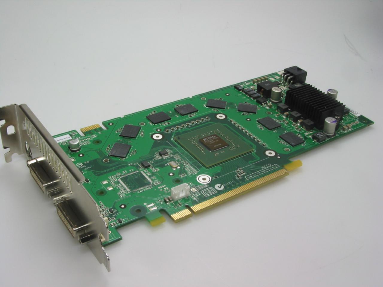 [12/07/2012] Platz	26:	Nvidia Geforce 7900 GT/GTO/GTX	5	Stimmen;	1.76%
