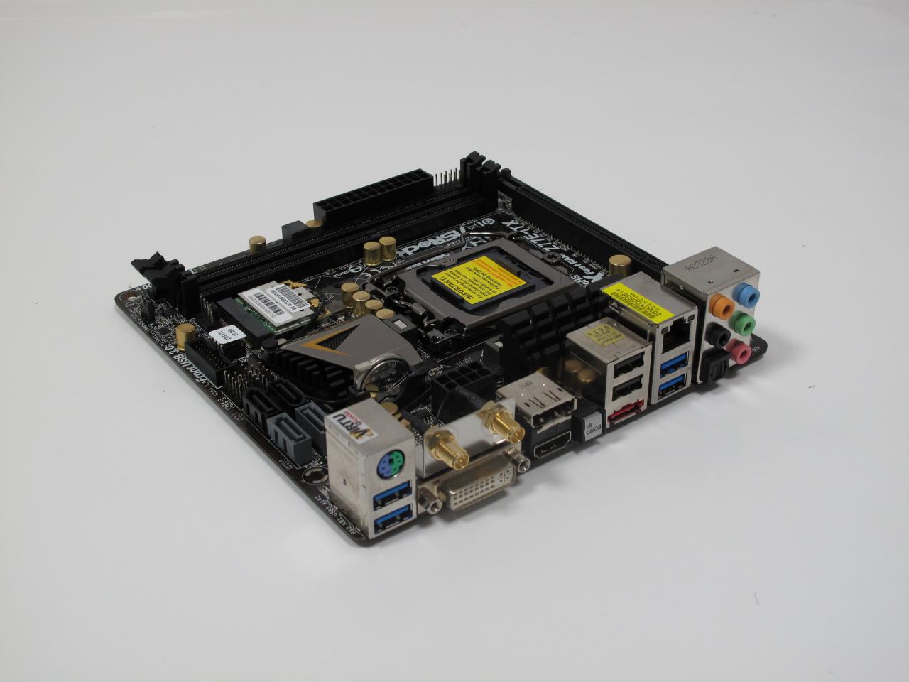 [05/07/2012] Asrock Z77E-ITX (1)