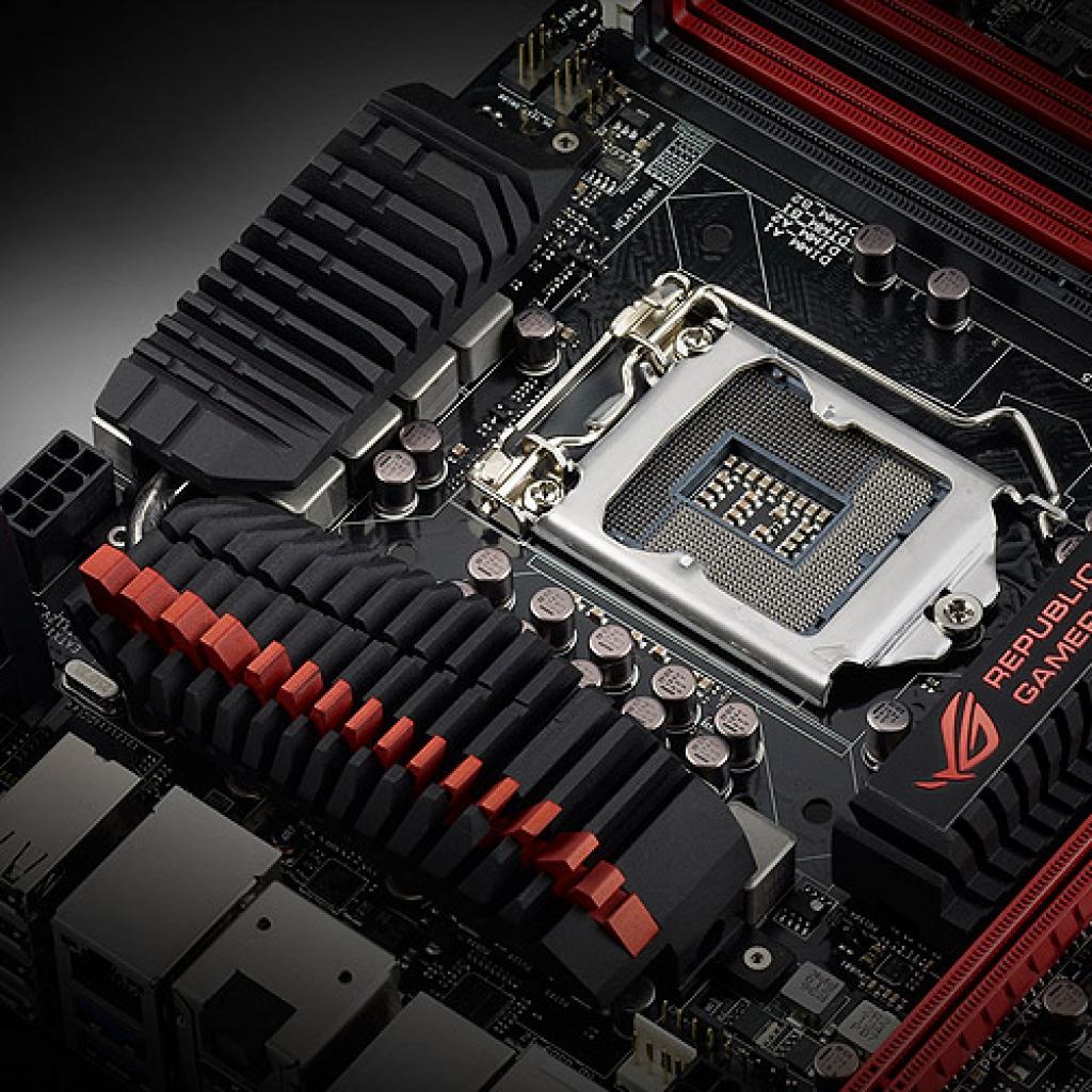 [12/07/2012] Asus Maximus V Extreme: Ab Mitte Juli für 370 Euro zu haben (6)