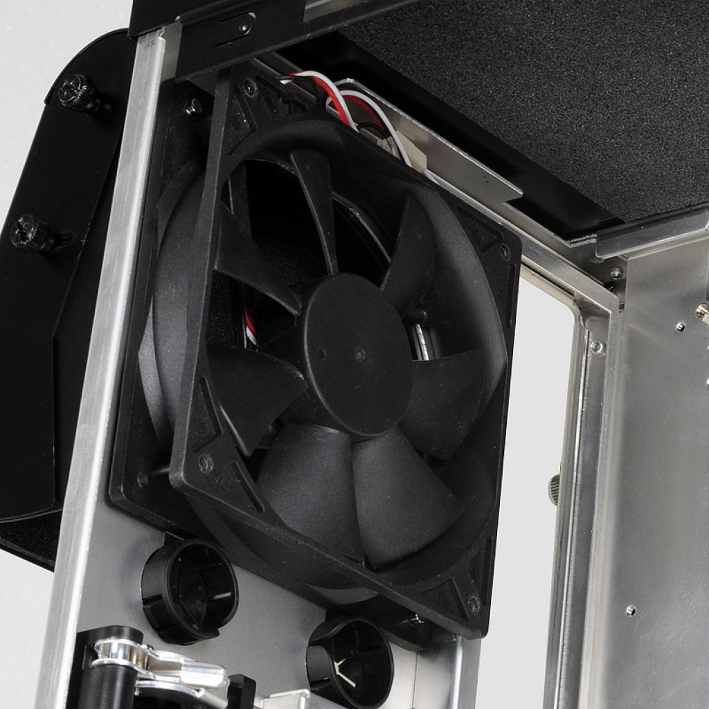 [26/07/2012] ATX-Gehäuse: Lian Li kündigt edlen Tower PC-B12 an (14)