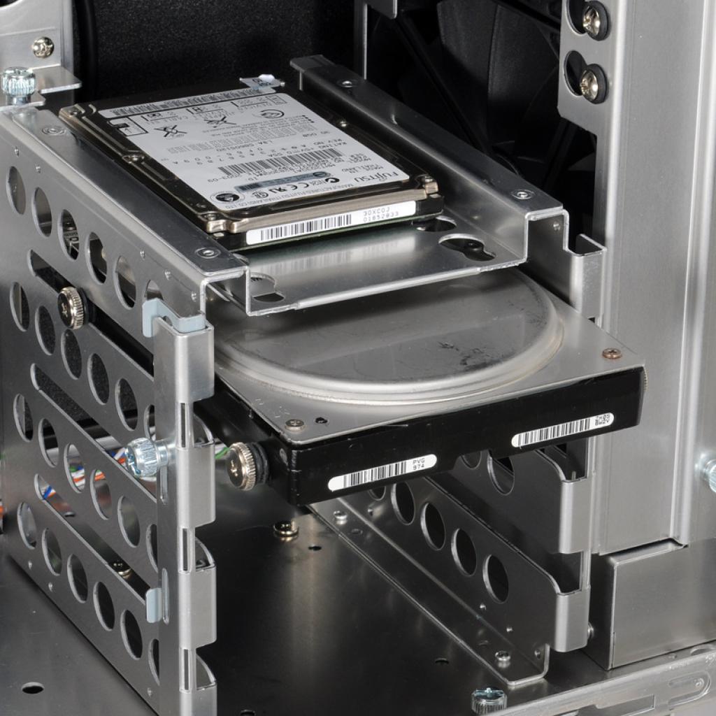 [26/07/2012] ATX-Gehäuse: Lian Li kündigt edlen Tower PC-B12 an (17)