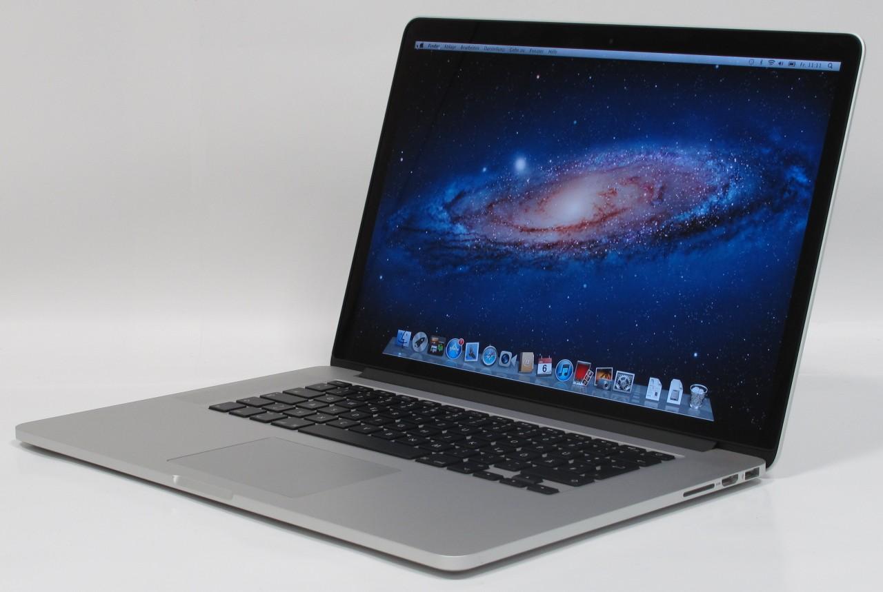 [06/07/2012] Macbook Pro Retina: 15,4 Zoll (2.880 x 1.800) mit 60 Hz, Spiegelung ist schwach bis mittel