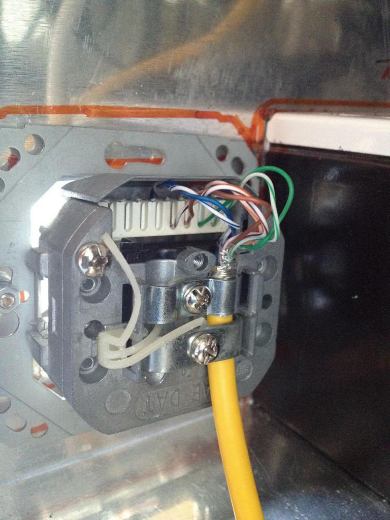 [30/07/2012] Update vom 30.07.: finales Update mit schwarzem Lack-Finish (16)