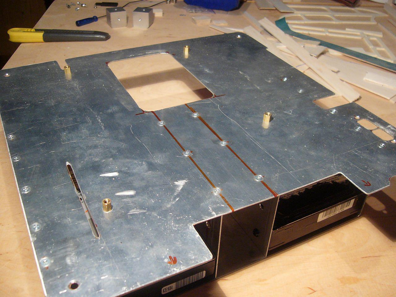 [30/07/2012] Update vom 30.07.: finales Update mit schwarzem Lack-Finish (28)