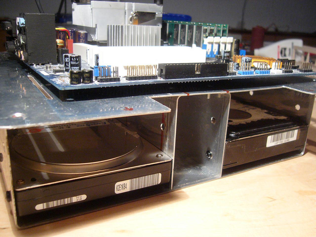[30/07/2012] Update vom 30.07.: finales Update mit schwarzem Lack-Finish (30)